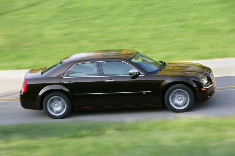  Chrysler 300C S8 2010 года  (фото 10 из 10)